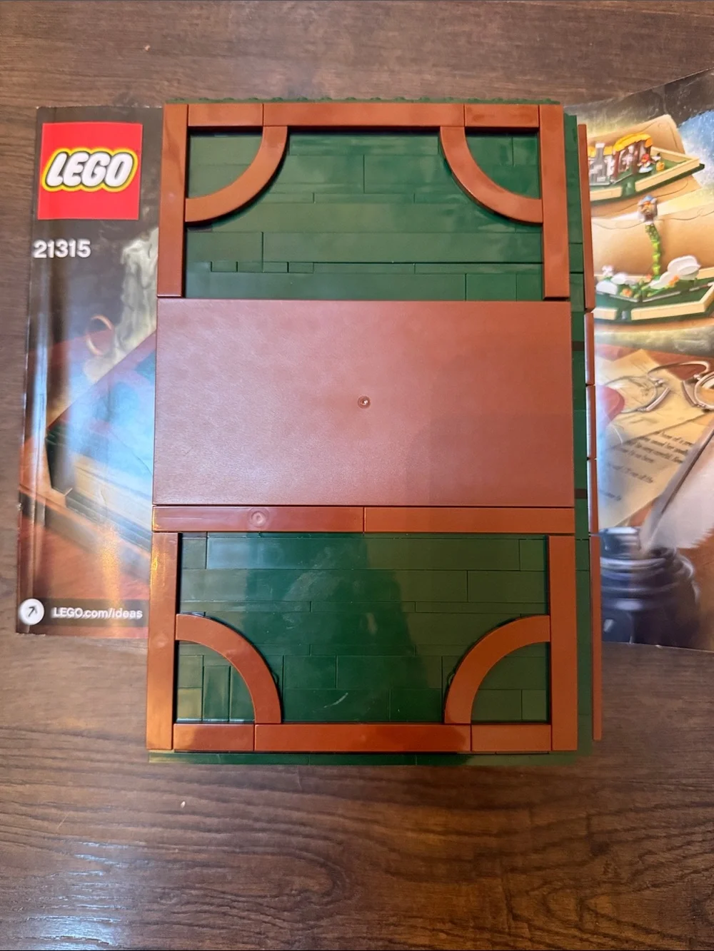 Complete with book Lego Ideas Once Upon a Book - Retired